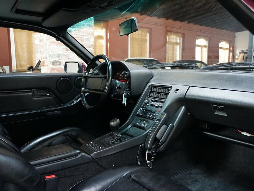 Porsche 928 GT ESSD Leder Klima Deutsches Fahrzeug 99.548 km 58.900 € Wuppertal 42327