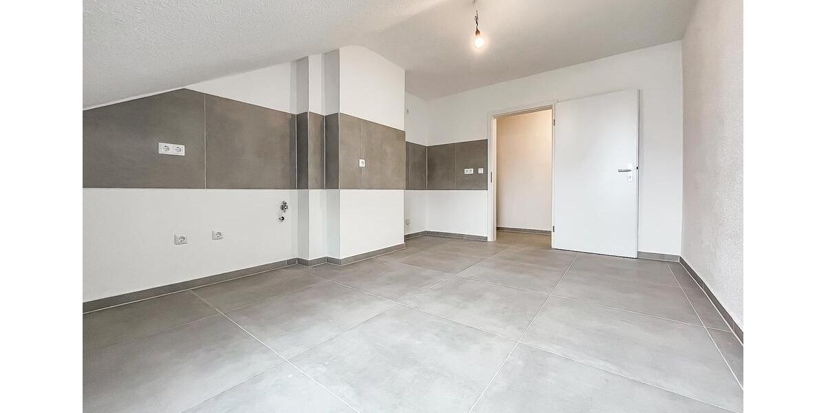 Dachgeschoßwohnung Bochum - 2.5 Zimmer, 54 m&sup2;, 600&euro; | Angebot:26477997