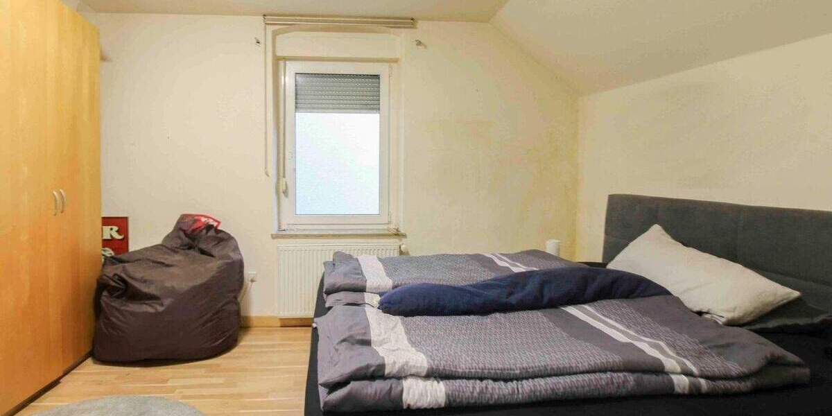 Mehrfamilienhaus, Wohnhaus Bochum Laer - 6 Zimmer, 211 m&sup2;, 349.000&euro; | Angebot:24545125