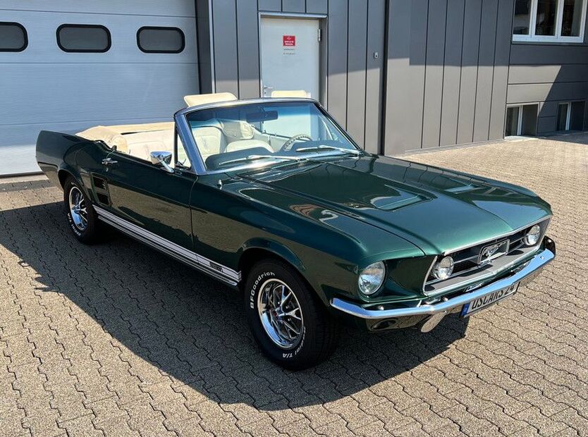 Ford Mustang 99.999 km 145.000 € Wuppertal 42389