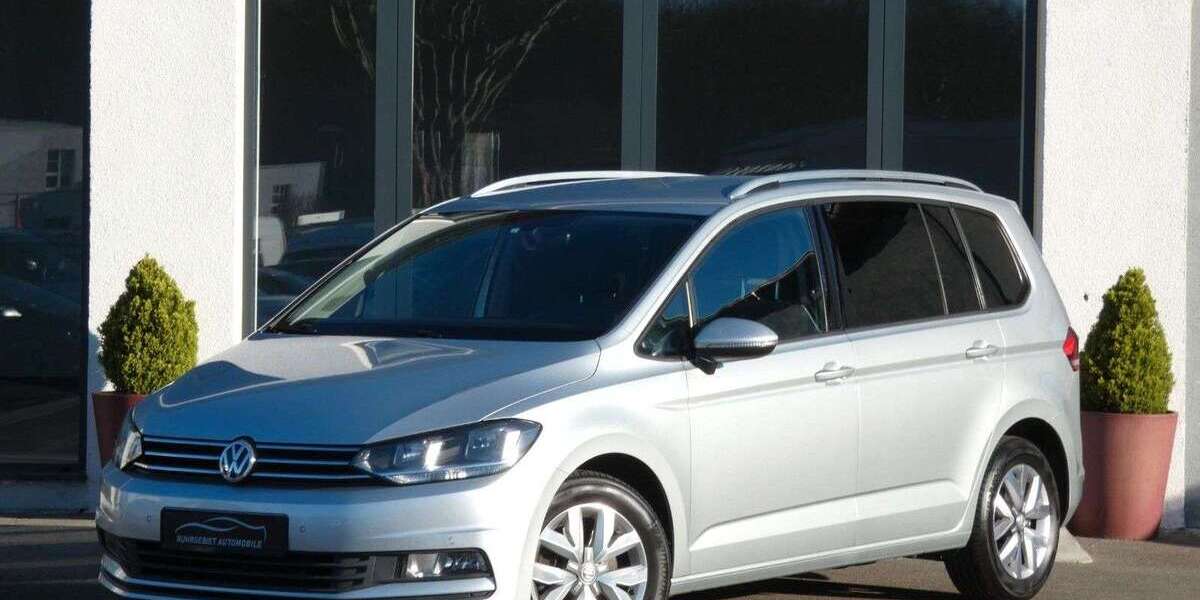 VW Touran 121.995 km 13.890 &euro; Bochum 44807