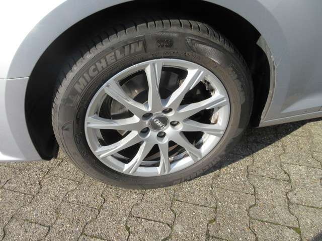 Audi A4 Avant 2.0 TFSI NAVI LED ACC ASSIST KEYLESS 95.000 km 17.988 &euro; Bergkamen 59192