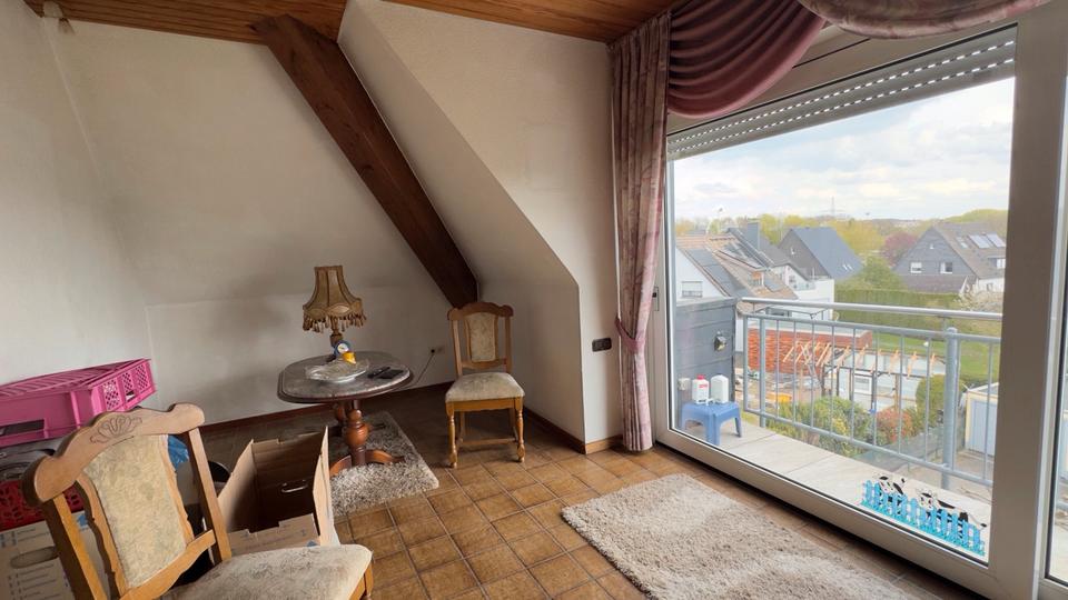 Dachgeschoßwohnung Schwerte - 3.5 Zimmer, 83 m&sup2;, 230.000&euro; | Angebot:27474967