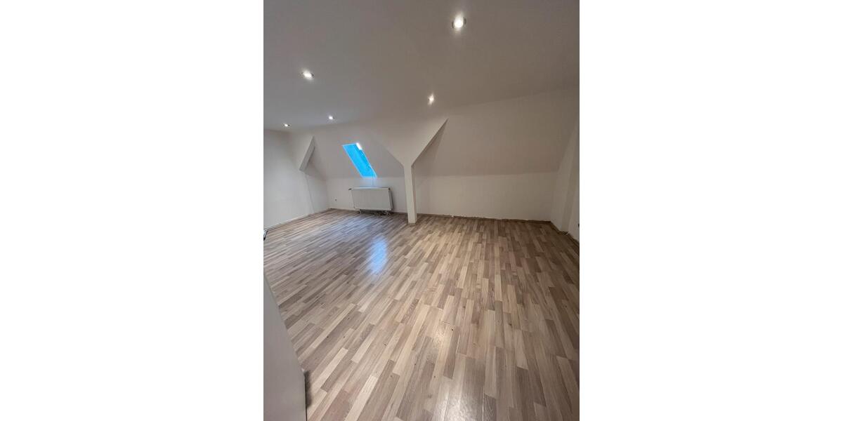 Dachgeschoßwohnung Hagen Hagen-Mitte - 3.5 Zimmer, 85 m&sup2;, 790&euro; | Angebot:26656188