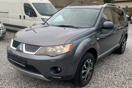 Mitsubishi Outlander 268.000 km 3.950 € Recklinghausen 45665