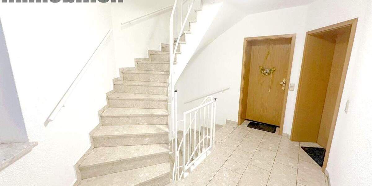 Etagenwohnung Holzwickede - 2 Zimmer, 80 m&sup2;, 189.000&euro; | Angebot:24725633