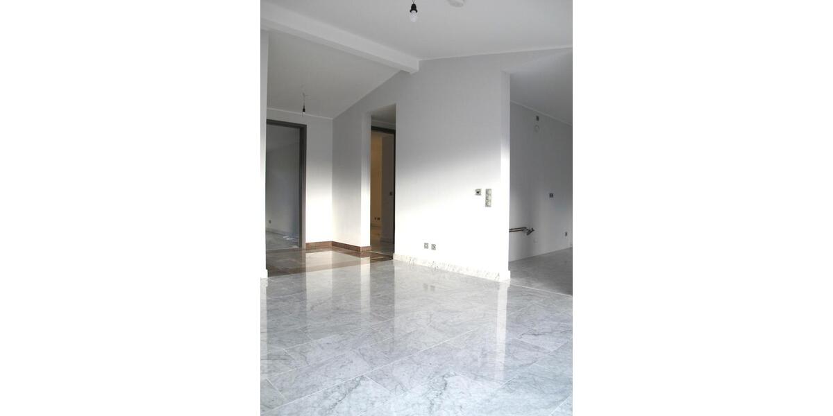 Dachgeschoßwohnung Hemer - 3 Zimmer, 80 m&sup2;, 880&euro; | Angebot:26255959