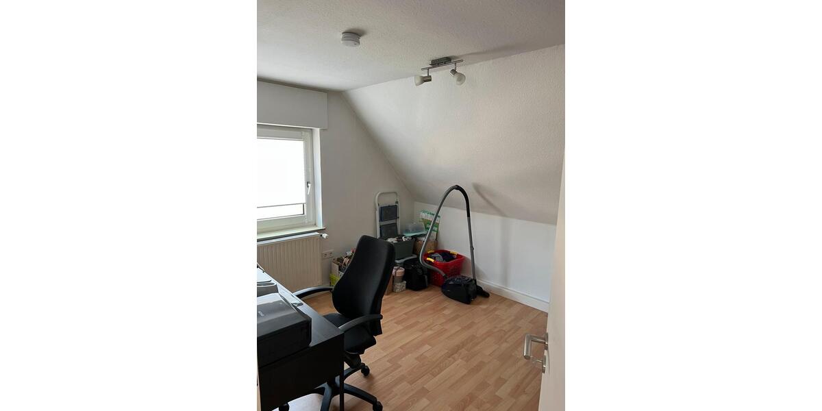 Dachgeschoßwohnung Lünen Alstedde - 3.5 Zimmer, 65 m&sup2;, 448&euro; | Angebot:25875986