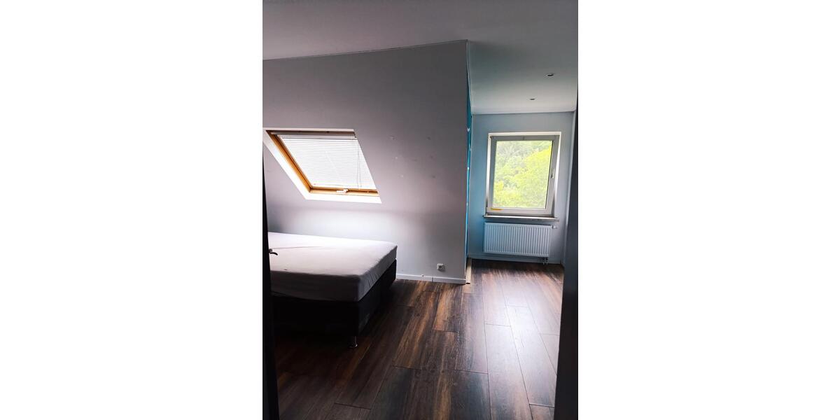 Mehrfamilienhaus, Wohnhaus Hagen Dahl - 8 Zimmer, 240 m&sup2;, 354.000&euro; | Angebot:27003877