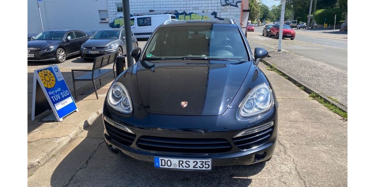 Porsche Cayenne 95.000 km 24.990 &euro; Dortmund 44229