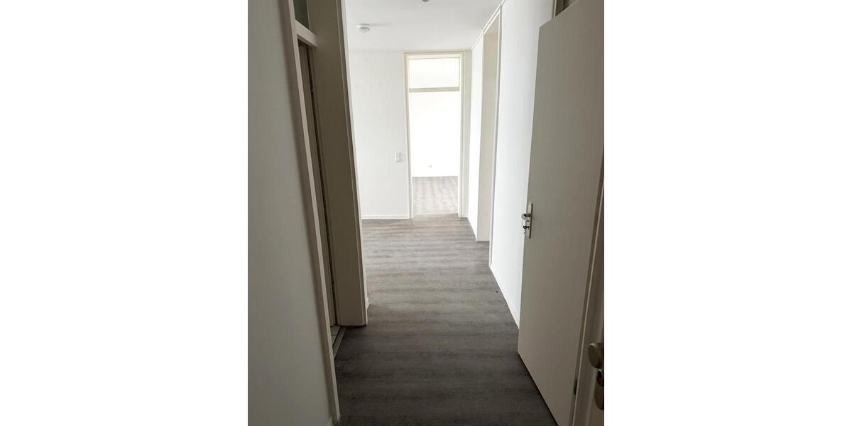 Etagenwohnung Hagen Hagen-Nord - 3 Zimmer, 77 m&sup2;, 560&euro; | Angebot:24813792