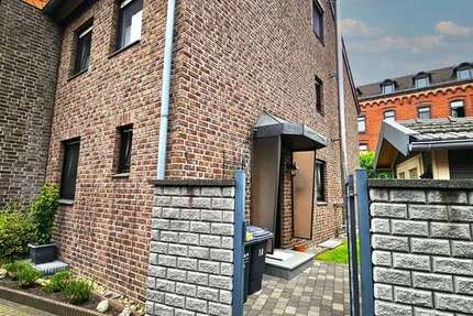 Haus zum Kaufen in Essen 339.000 € 104.99 m² 5.5 zimmer