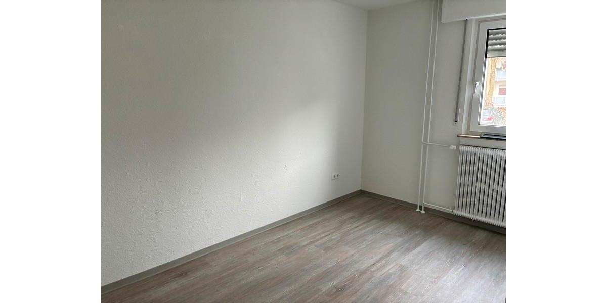 Erdgeschoßwohnung Dortmund Eving - 3 Zimmer, 63 m&sup2;, 625&euro; | Angebot:24268810