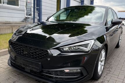 Seat Leon 90.500 km 15.900 &euro; Bochum 44795