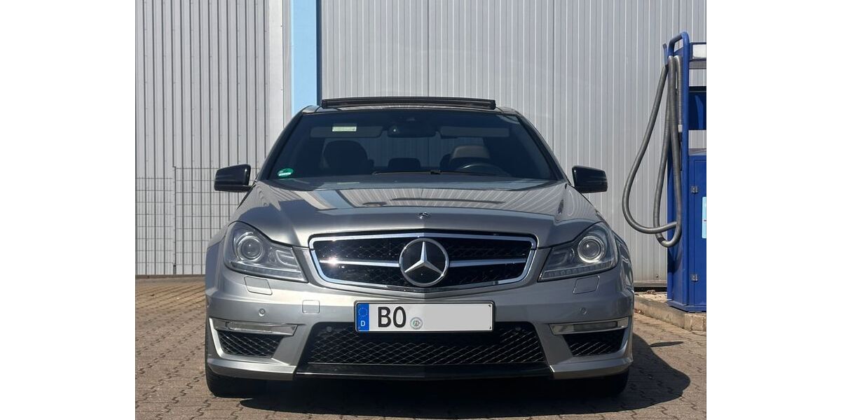 Mercedes-Benz C 250 256.300 km 13.200 &euro; Bochum 44787