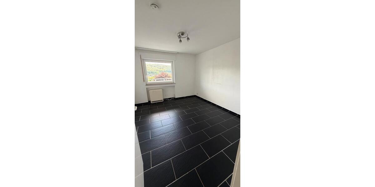 Etagenwohnung Wetter (Ruhr) - 2 Zimmer, 65 m&sup2;, 450&euro; | Angebot:26681787