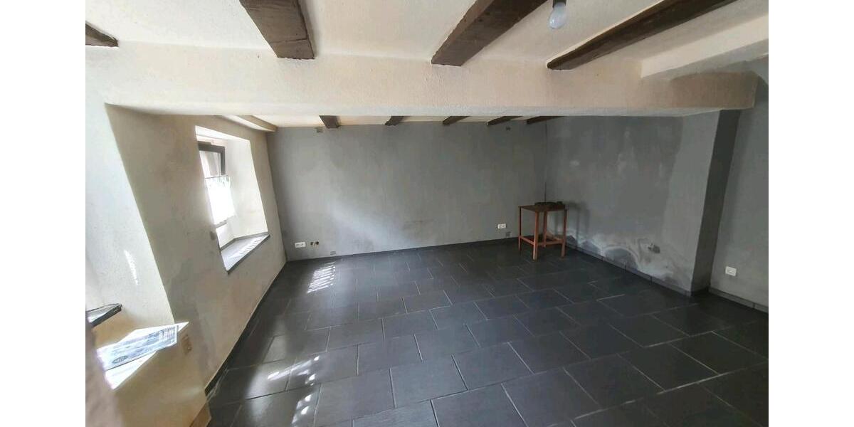 Einfamilienhaus Altena - 5 Zimmer, 120 m&sup2;, 700&euro; | Angebot:24662731