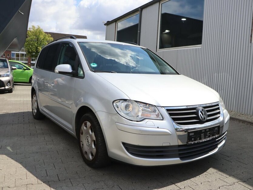 Touran 1.9 TDI UNITED / 7-SITZER / NAVI