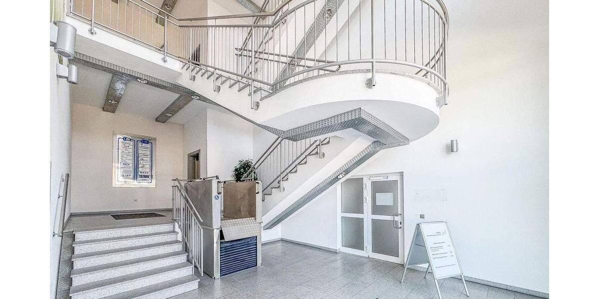 BÜRO - 270 m² - 7 BÜROS - 2 BESPRECHUNGSRÄUME - KÜCHE - LASTENAUFZUG - STELLPLÄTZE - TOP AUFGETEILT! zimmer