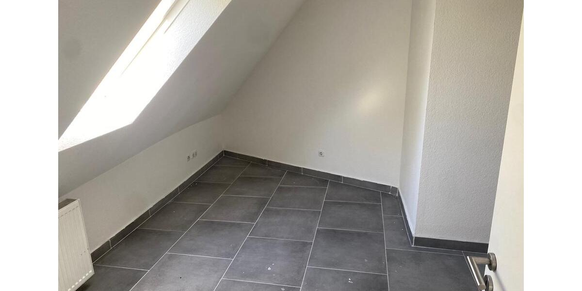 Dachgeschoßwohnung Dortmund Mengede - 3 Zimmer, 53 m&sup2;, 700&euro; | Angebot:26396483