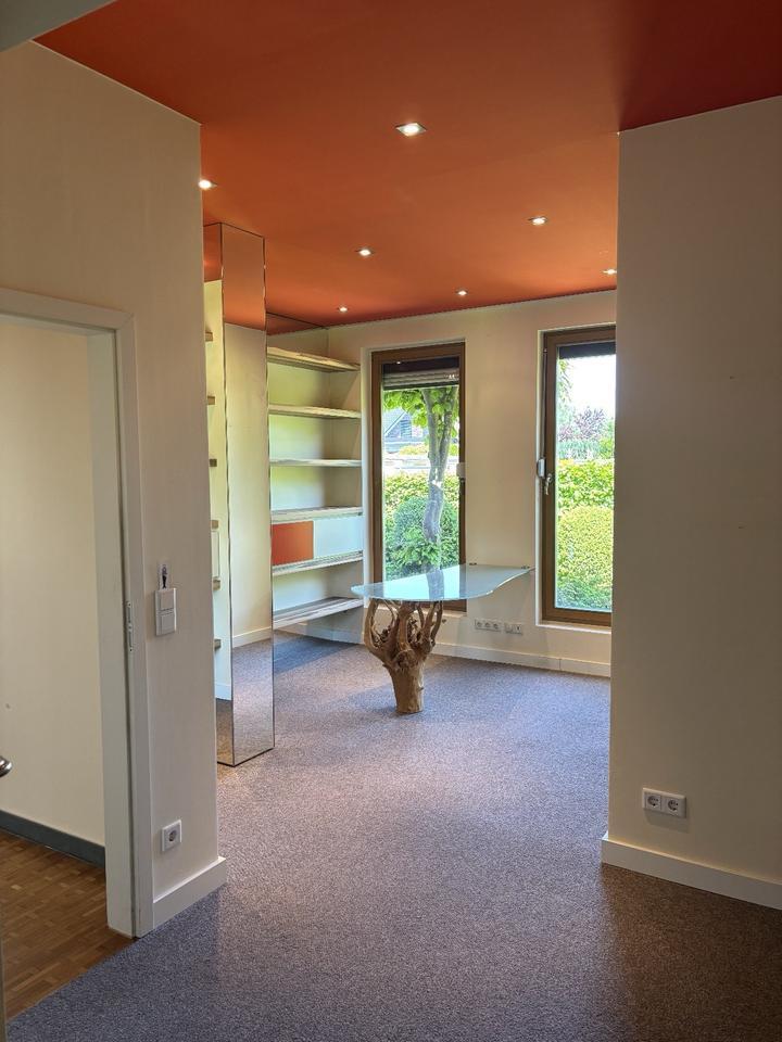 Ein- Zweifamilienhaus + Pool + Gewerbeeinheit - ländliche Lage zimmer