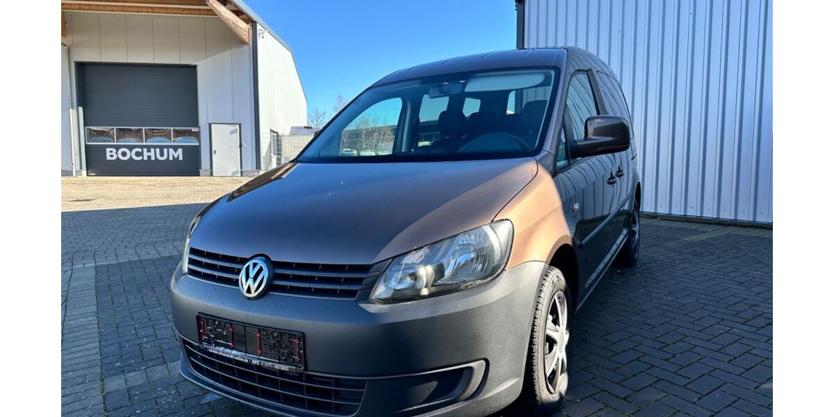 VW Caddy 147.000 km 7.490 &euro; Bochum 44809