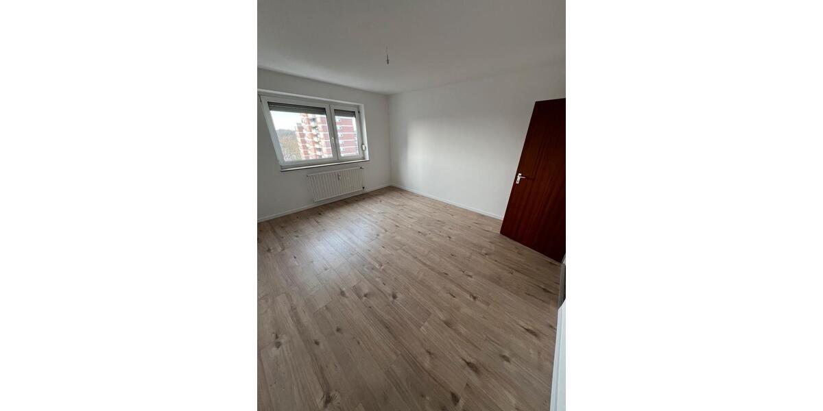 Etagenwohnung Dortmund Hörde - 3 Zimmer, 89 m&sup2;, 1.000&euro; | Angebot:25925599