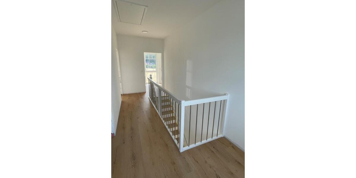 Einfamilienhaus Holzwickede - 5 Zimmer, 134 m&sup2;, 700.000&euro; | Angebot:27194837