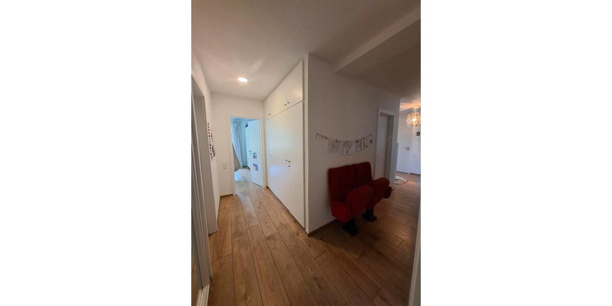 Erdgeschoßwohnung Iserlohn - 4.5 Zimmer, 114 m&sup2;, 325.000&euro; | Angebot:25804679