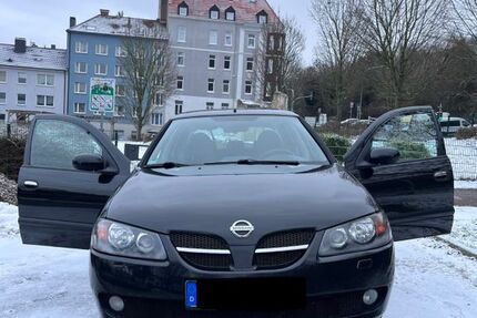 Nissan Almera 88.000 km 2.700 &euro; Hagen 58091