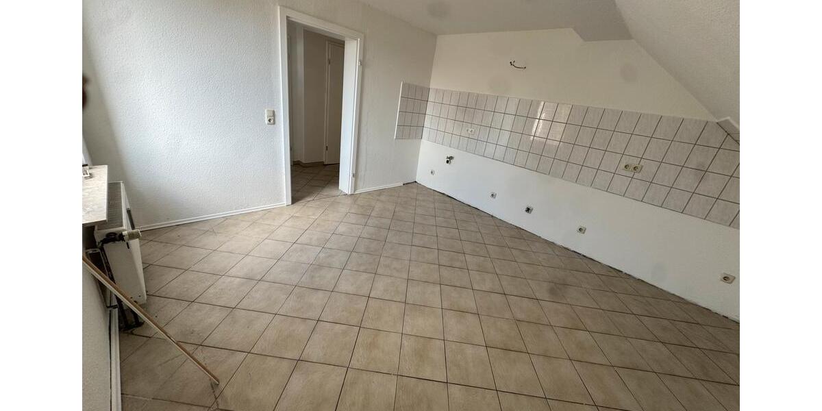 Dachgeschoßwohnung Gelsenkirchen Gelsenkirchen-West - 3.5 Zimmer, 85 m&sup2;, 515&euro; | Angebot:25918028