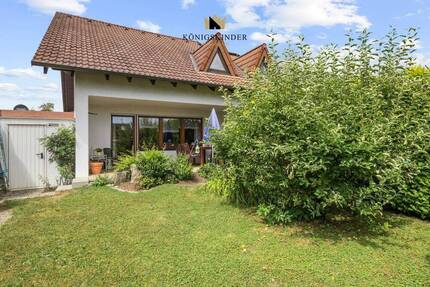 Gepflegte DHH mit schönem Garten, Garage und PKW Stellplatz