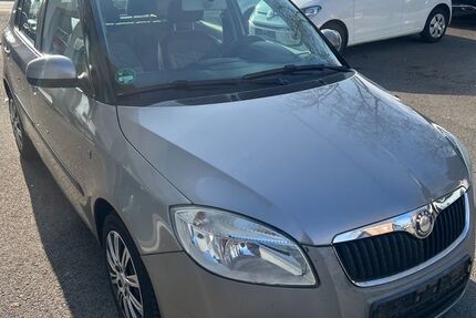 Skoda Fabia 145.000 km 2.999 &euro; Recklinghausen 45663