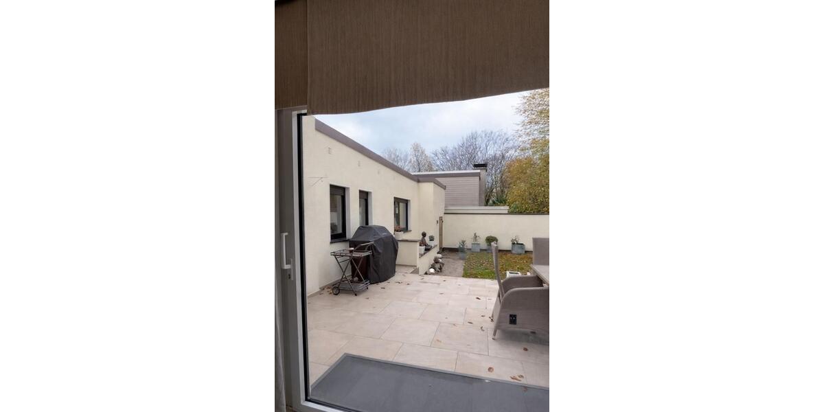 Bungalow Gelsenkirchen Gelsenkirchen-Mitte - 8 Zimmer, 250 m&sup2;, 2.150&euro; | Angebot:26107848
