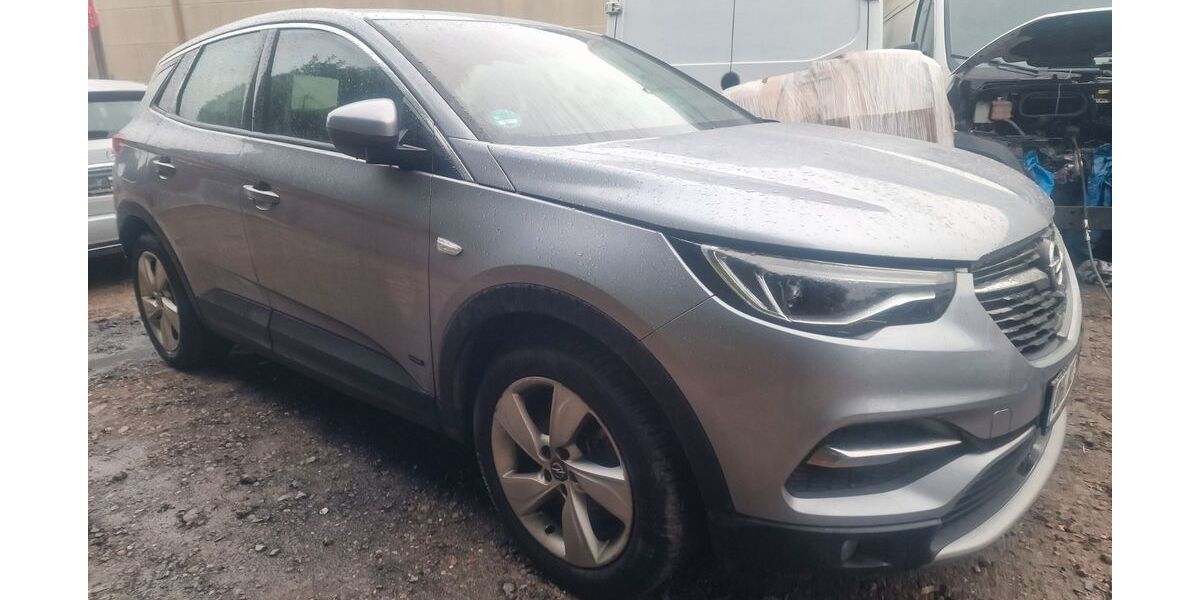 Opel Grandland (X) 121.000 km 14.999 &euro; Gelsenkirchen 45884