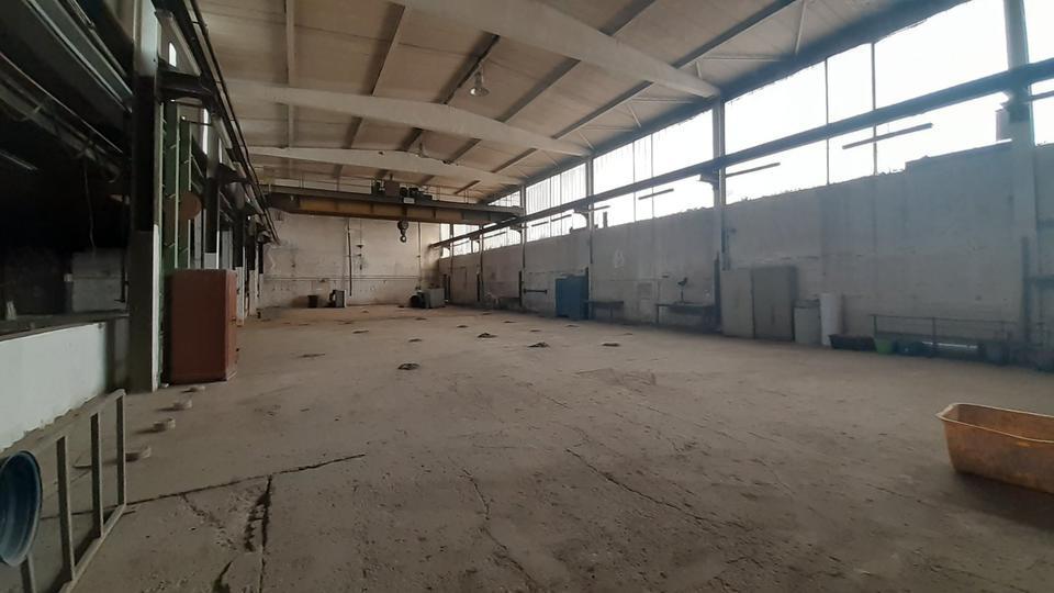 Halle Lagerhalle Kalthalle Freifläche Hamm Rathenaustraße zimmer