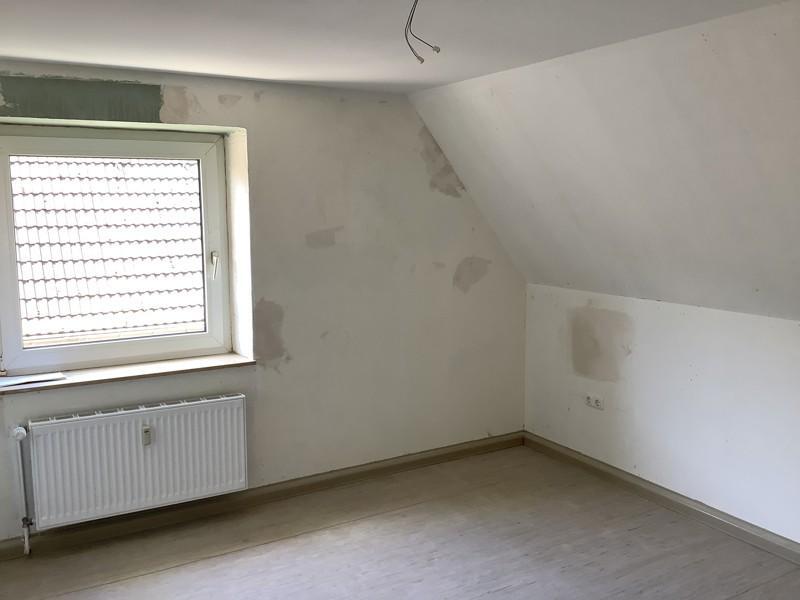 Schöner Wohnen in einer günstige 3-Zi.-Wohnung mit Ausblick zimmer