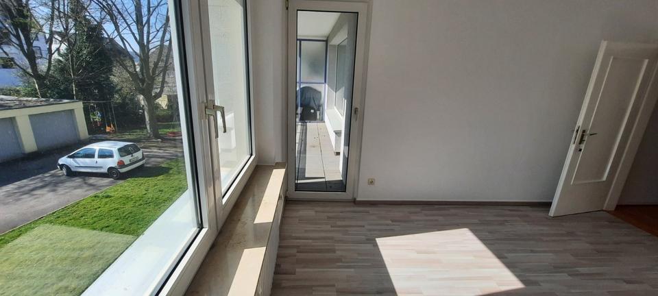 Etagenwohnung Hattingen - 3.5 Zimmer, 78 m&sup2;, 720&euro; | Angebot:25934358