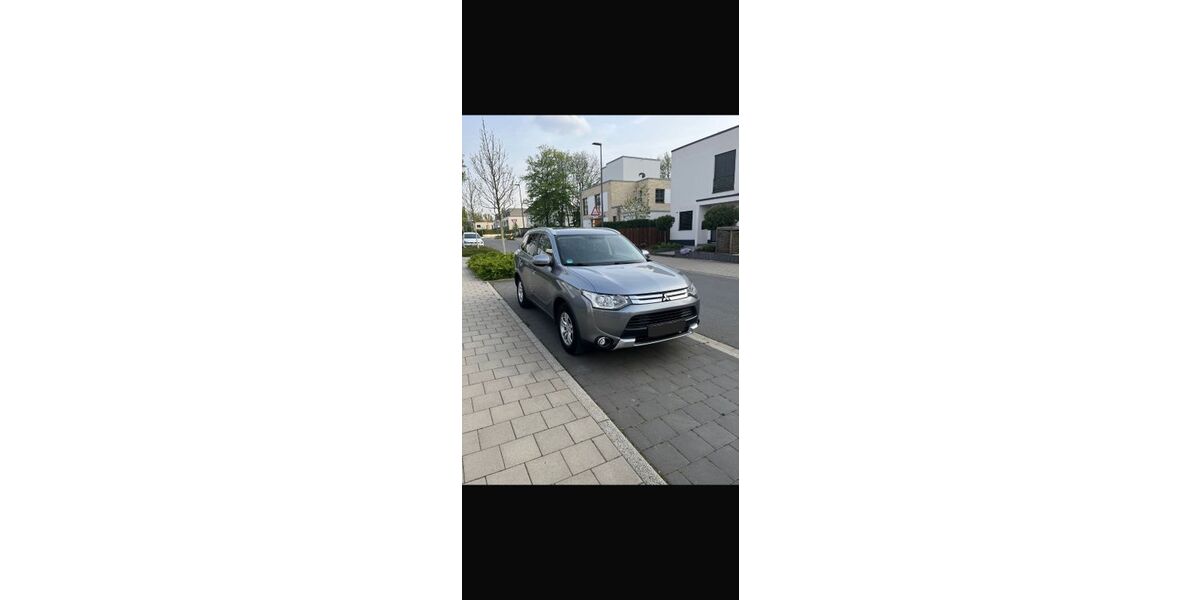Mitsubishi Outlander 157.000 km 11.820 &euro; Gelsenkirchen 45899