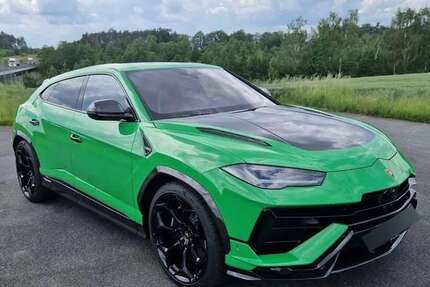 Lamborghini Urus 1.500 km 369.975 € Dortmund 44139
