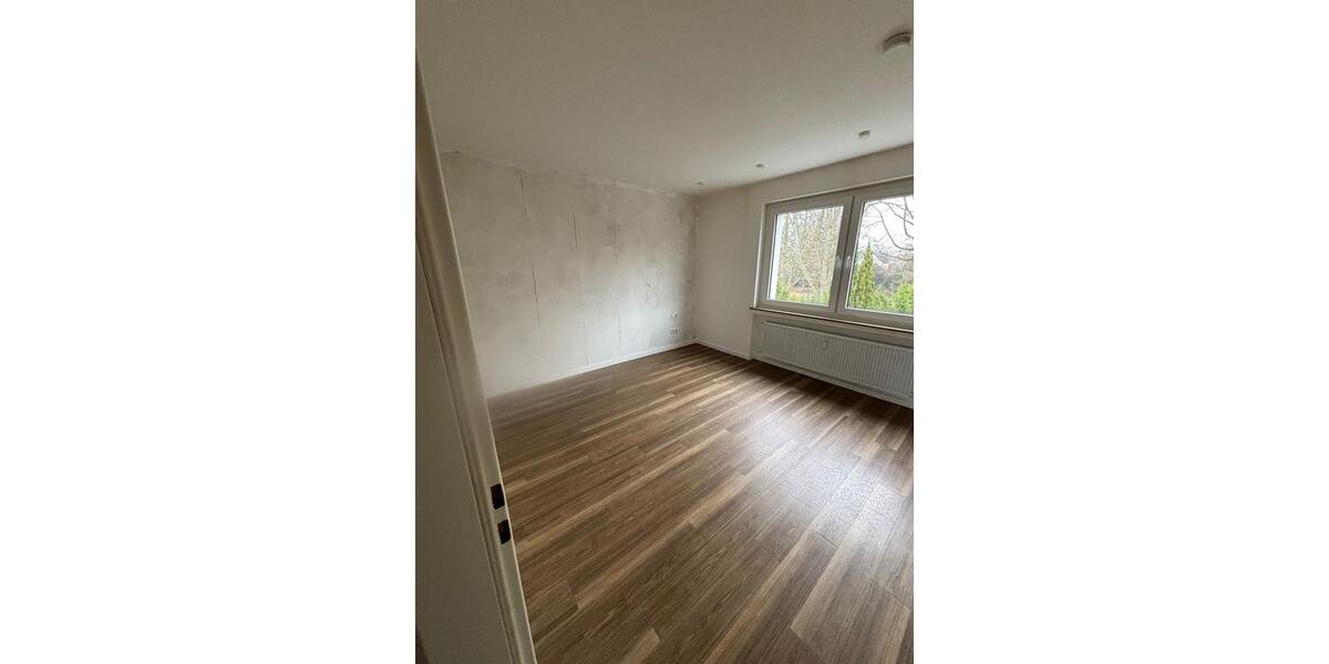 Etagenwohnung Bochum Wiemelhausen - 2 Zimmer, 67 m&sup2;, 730&euro; | Angebot:24751175
