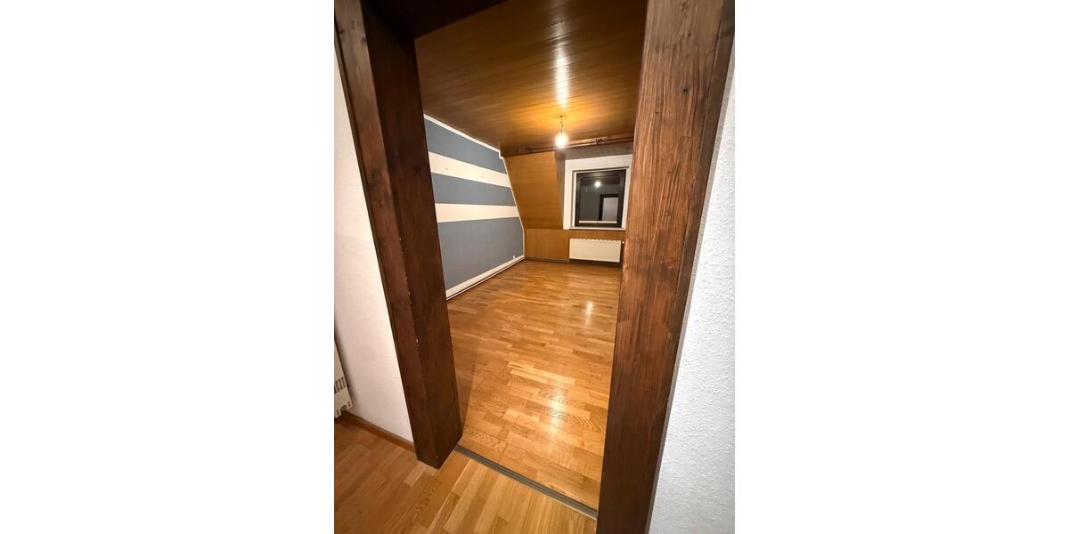 Großzügige 45-Zimmer-Wohnung in zentraler Lage von Gevelsberg 5 zimmer