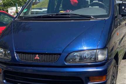 Mitsubishi Space Gear