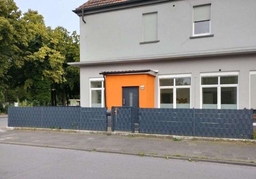 Exklusive Kapitalanlage: Vermietete Erdgeschosswohnung mit Privatgarten und stabilen Mieteinnahmen 2.5 zimmer