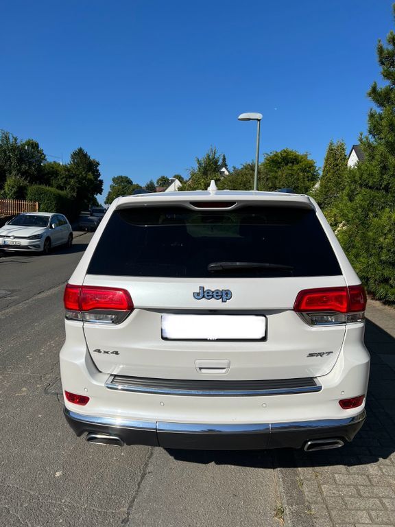 Grand Cherokee