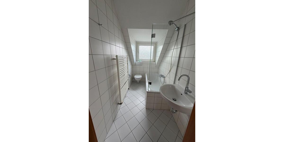 Dachgeschoßwohnung Hagen Hagen-Mitte - 1 Zimmer, 32 m&sup2;, 400&euro; | Angebot:26671688