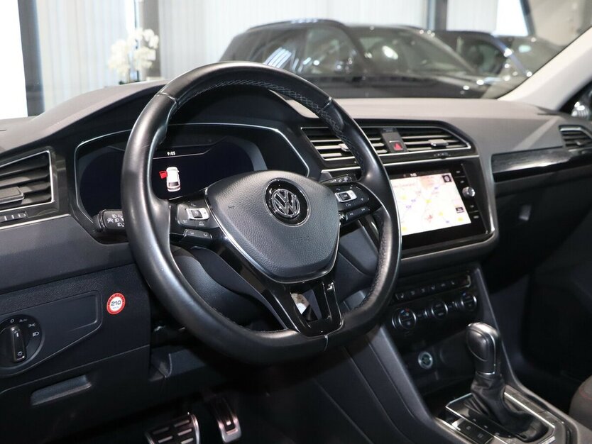VW Tiguan 1.4 TSI DSG 4M SOUND / PANORAMA / AID 116.000 km 19.444 € Hamm 59077
