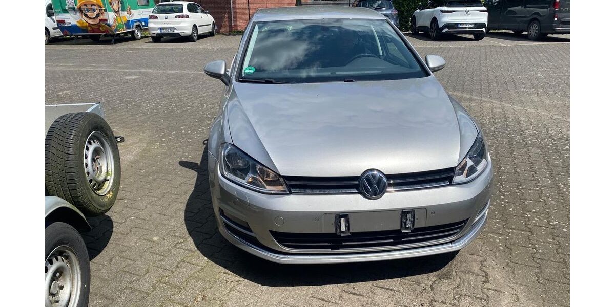 VW Golf 161.000 km 9.800 &euro; Oer-Erkenschwick 45739