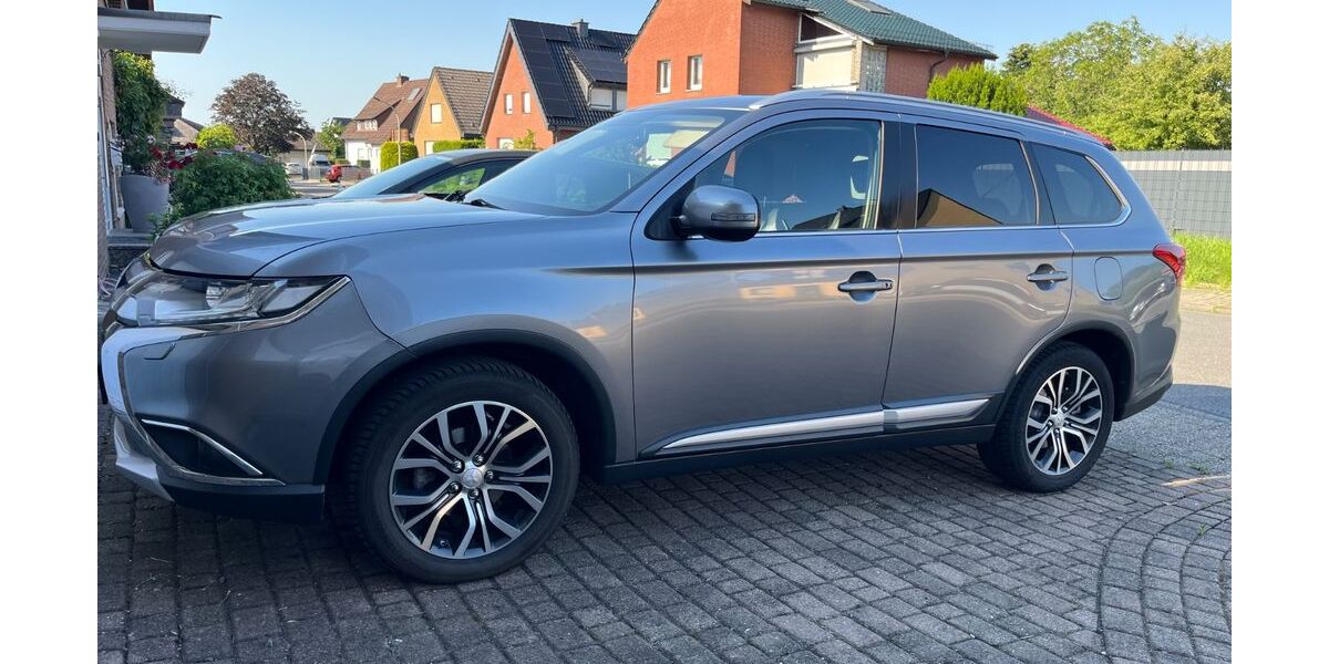 Mitsubishi Outlander 133.000 km 15.400 &euro; Selm 59379