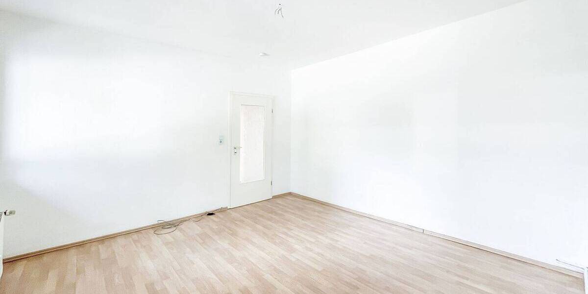 Etagenwohnung Bochum Innenstadt - 3 Zimmer, 78 m&sup2;, 830&euro; | Angebot:26499351